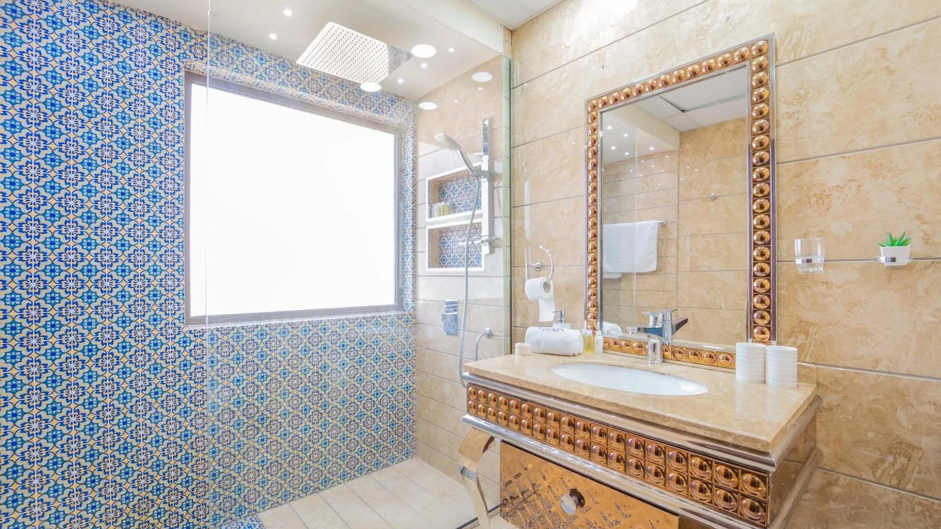 Jbr Amwaj 4 , Upgraded Sea And Ain Dubai Views, 2M Walk To Beach By Gardenia Suitse Apartment