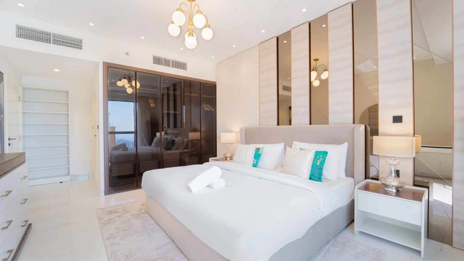 Jbr Amwaj 4 , Upgraded Sea And Ain Dubai Views, 2M Walk To Beach By Gardenia Suitse