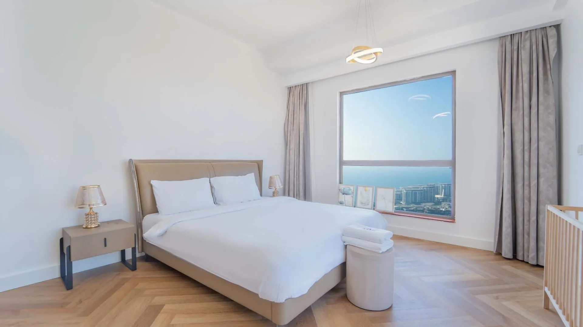 Apartment Jbr Amwaj 4 , Upgraded Sea And Ain Dubai Views, 2M Walk To Beach By Gardenia Suitse