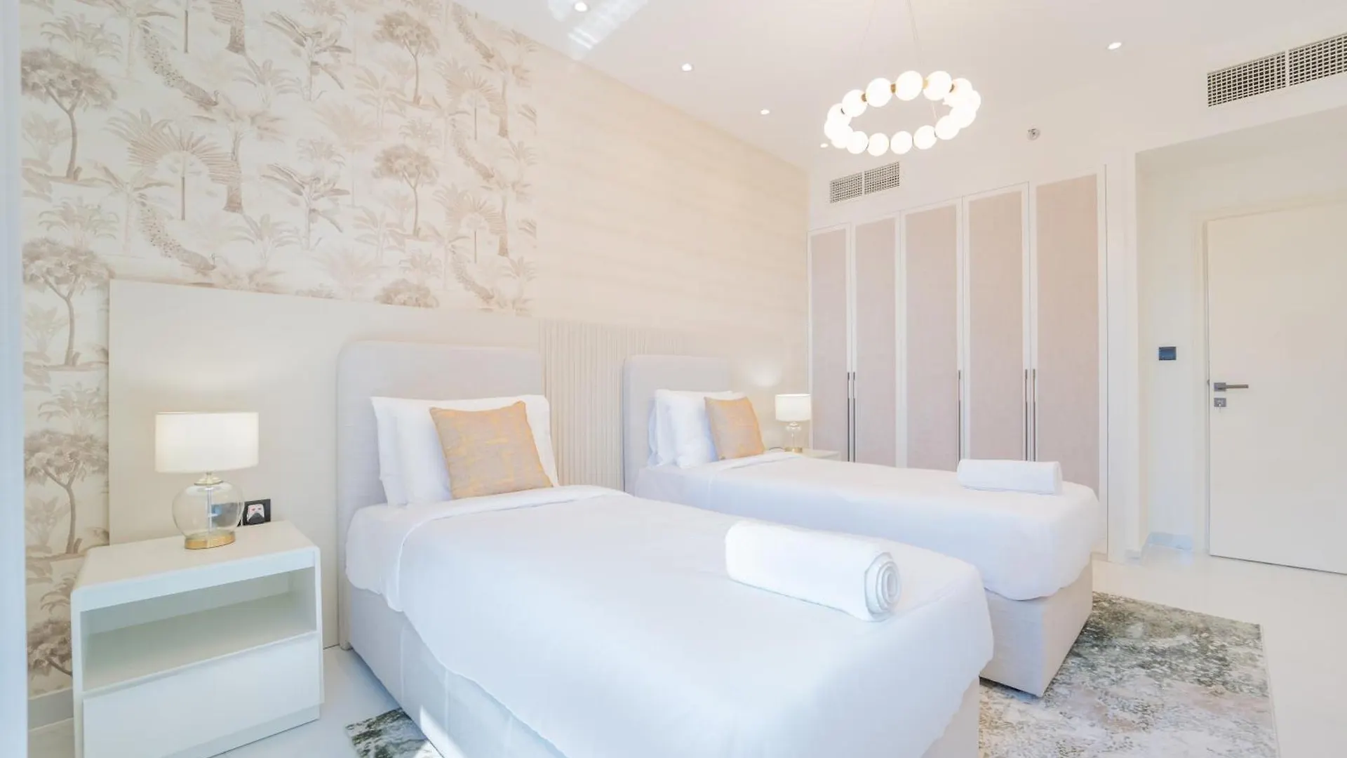 Jbr Amwaj 4 , Upgraded Sea And Ain Dubai Views, 2M Walk To Beach By Gardenia Suitse Appartamento