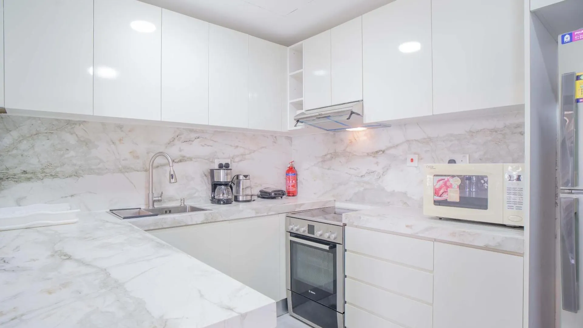 Jbr Amwaj 4 , Upgraded Sea And Ain Dubai Views, 2M Walk To Beach By Gardenia Suitse Appartamento